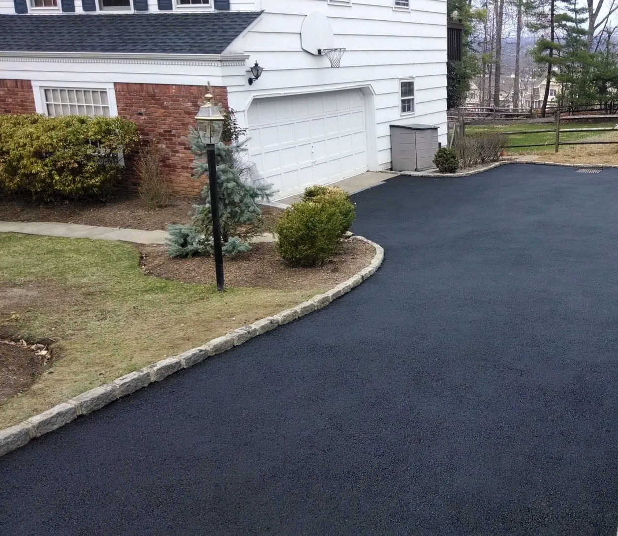 Driveway Paving : Residential